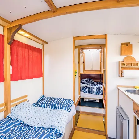 Botel Hausboot Tour Mit Der Wasserkutsche - Fuehrerscheinfrei