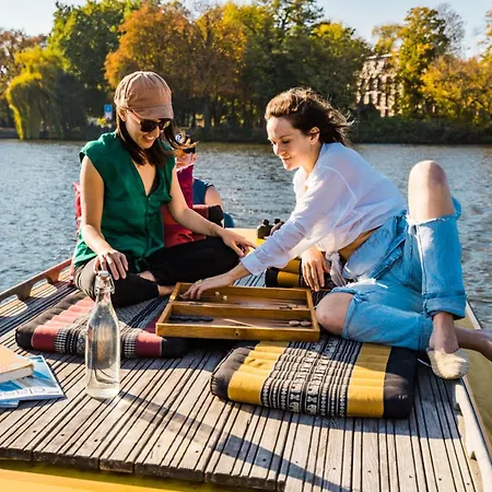 Botel Hausboot Tour Mit Der Wasserkutsche - Fuehrerscheinfrei Berlin